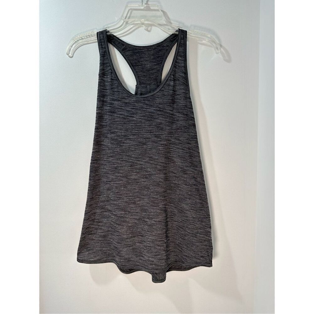 Lululemon women’s gray heather racerback tank top size 4.  #24-1778